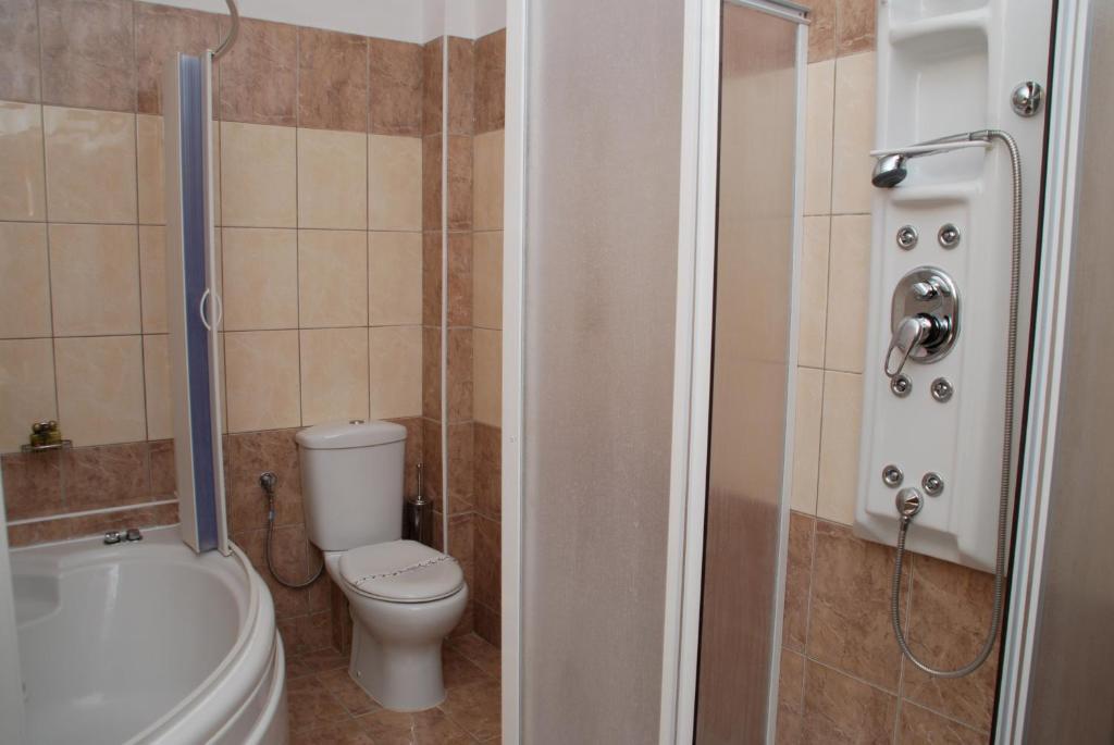 Grand Platon Hotel Olympiakí Aktí Quarto foto